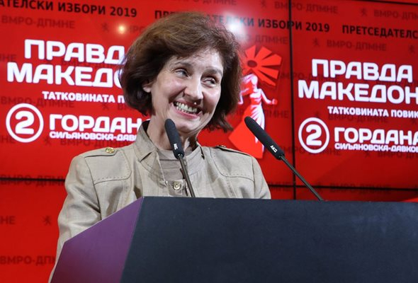 Гърми нов скандал! Силяновска с грозен ултиматум пред Радев 