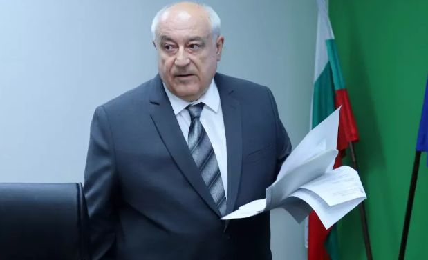 Бивш министър изригна: Гърция ни унижава, ЕС защо мълчи?