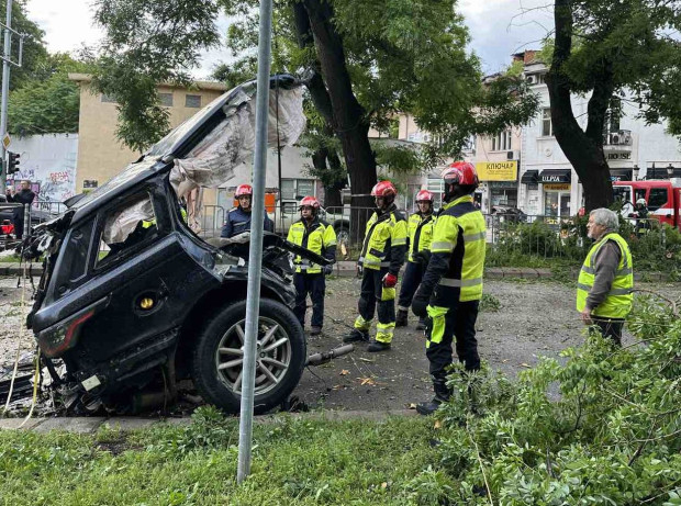 Умишлено убийство стои зад ужаса с два трупа и разцепен джип в Пловдив