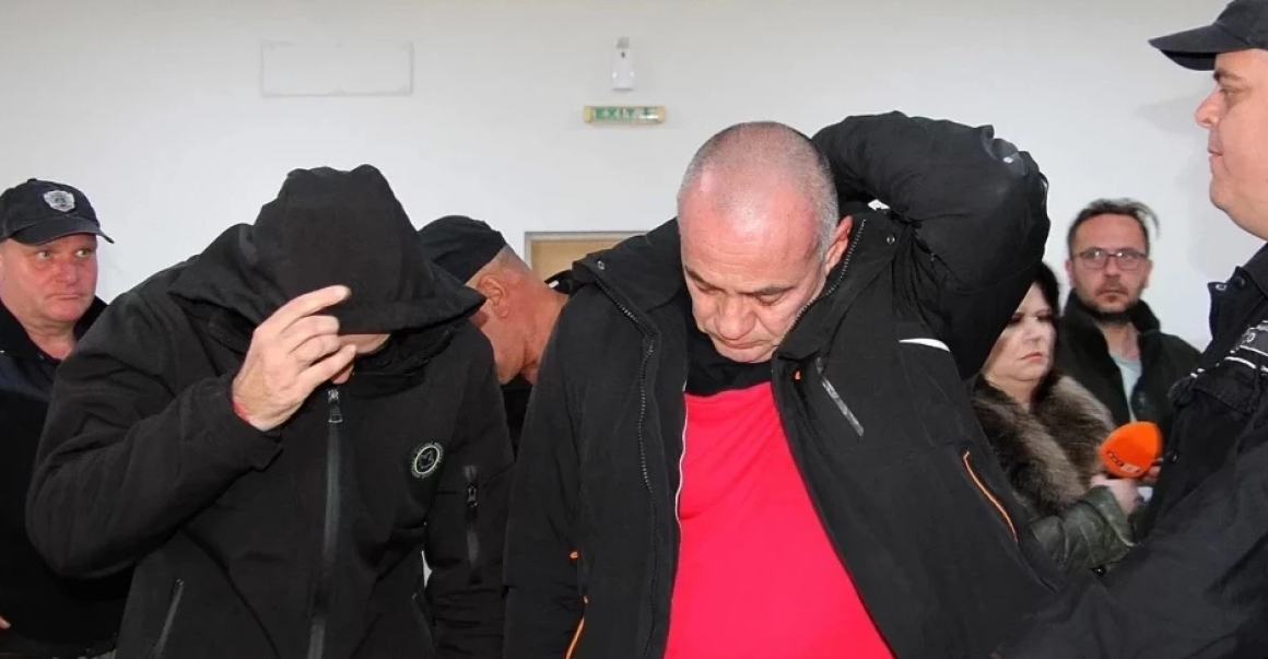 Истината лъсна: Залятата с киселина гадателка Тони разкри името на поръчителя