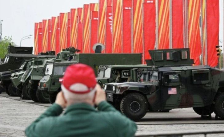 NYT: Путин налага идеята, че се бори срещу целия западен свят, а руснаците...