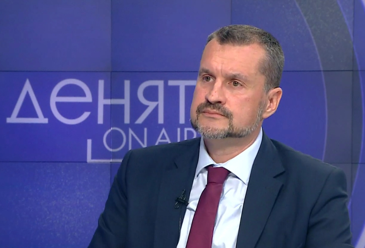 Калоян Методиев: Употребата на райски газ взима размерите на епидемия – все повече държави искат дебат и мерки срещу опасността