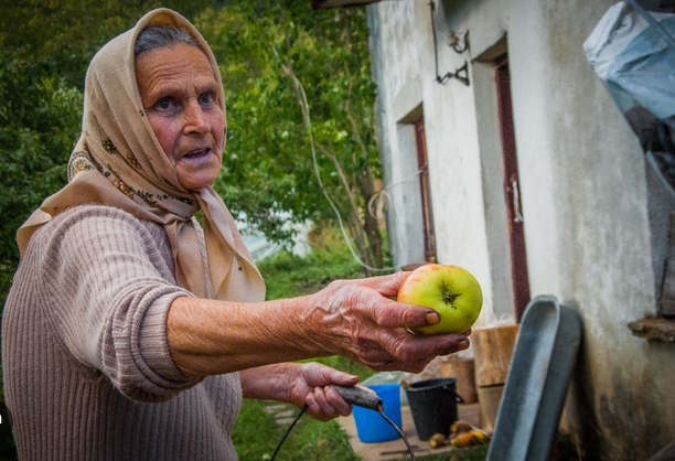 Хората от родопските села са истински кошмар за фирми, които...