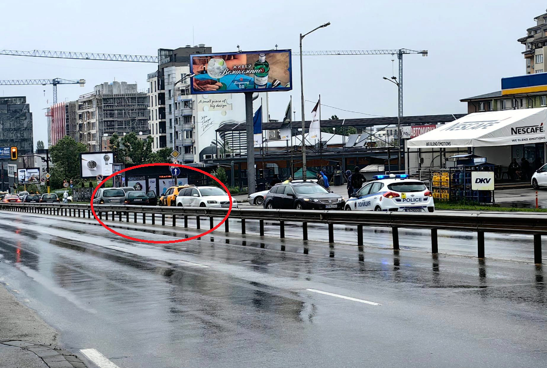 Първо в БЛИЦ! Ад на ключов столичен булевард, ето какво се случва СНИМКА