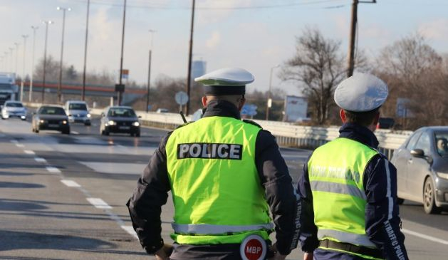 Извънредно в БЛИЦ! Полиция блокира АМ "Струма", ето какво се случва 