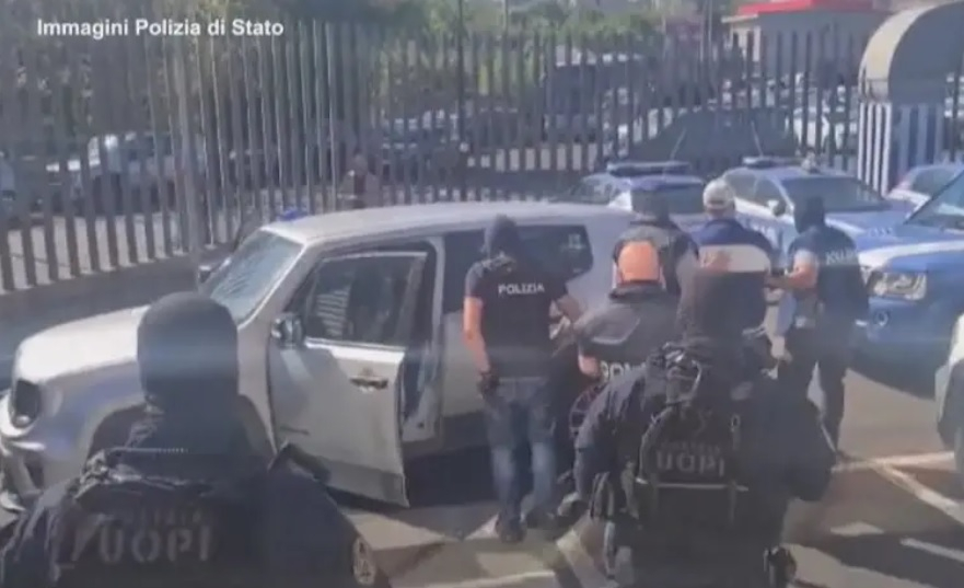 Операция в Италия: Разбиха турска групировка, подготвяла терористични нападения СНИМКИ