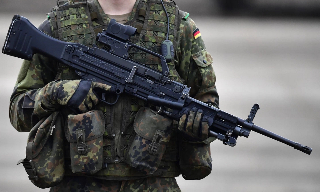 Германия прибегна да нестандартен метод, за да попълни армията си