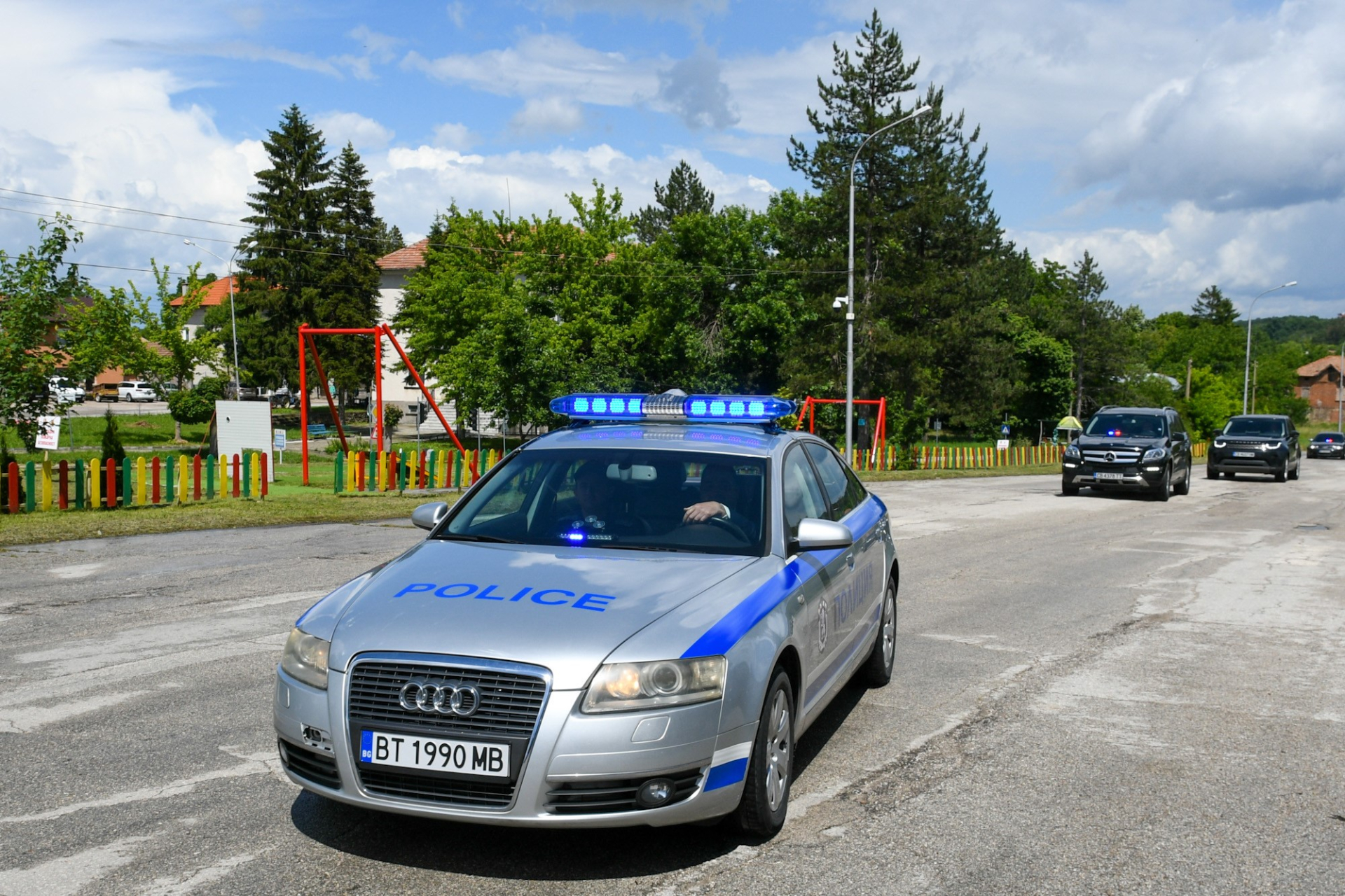 Шефът на МВР се метна на патрулката и... СНИМКИ 