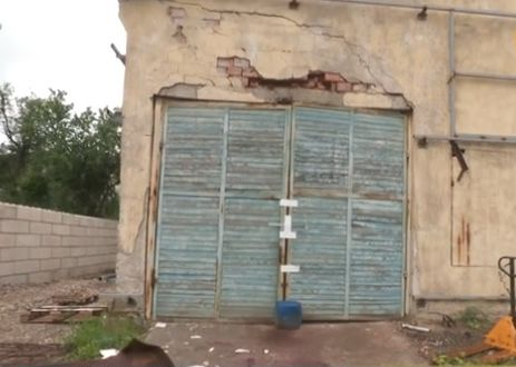 Случаят се заплете: Двама се разхождали с живак из Перник, кметът се вбеси ВИДЕО