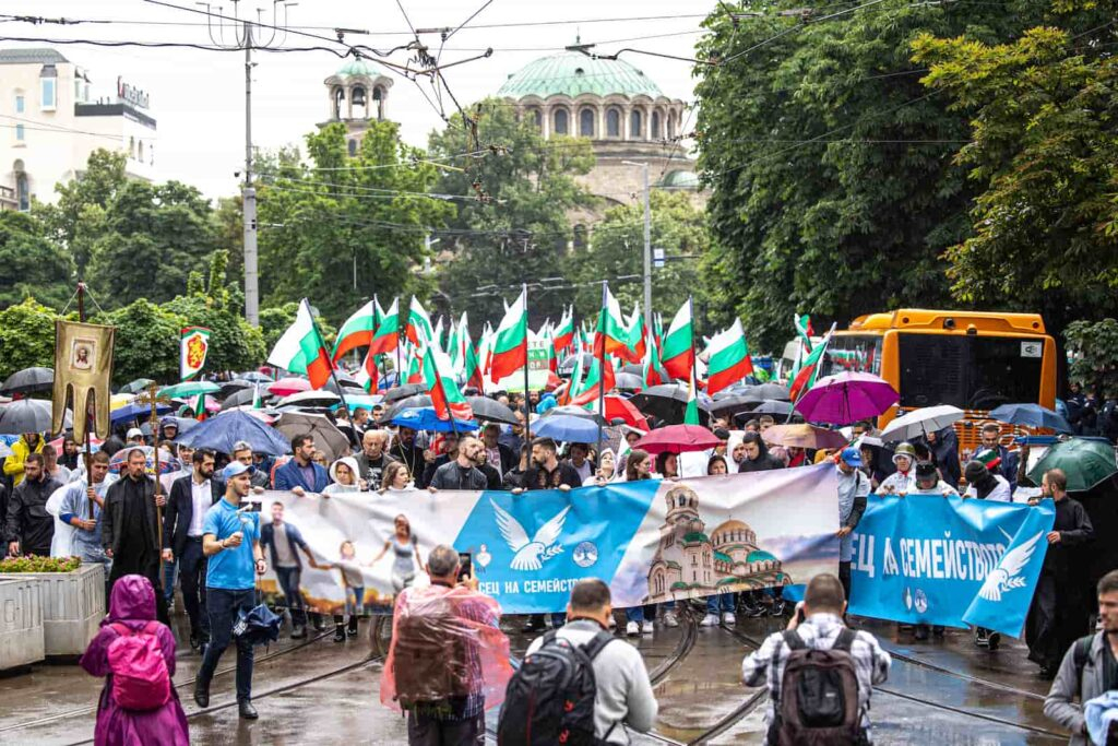 ВМРО: ДА на „Месец на семейството“, НЕ на „София прайд“!