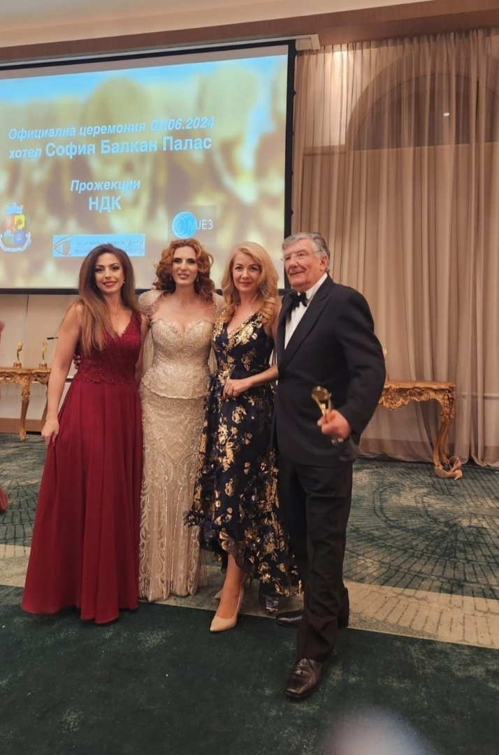 Огромно признание! Журналистка от БЛИЦ получи награда от чисто злато на Golden Femi Film Festival СНИМКИ