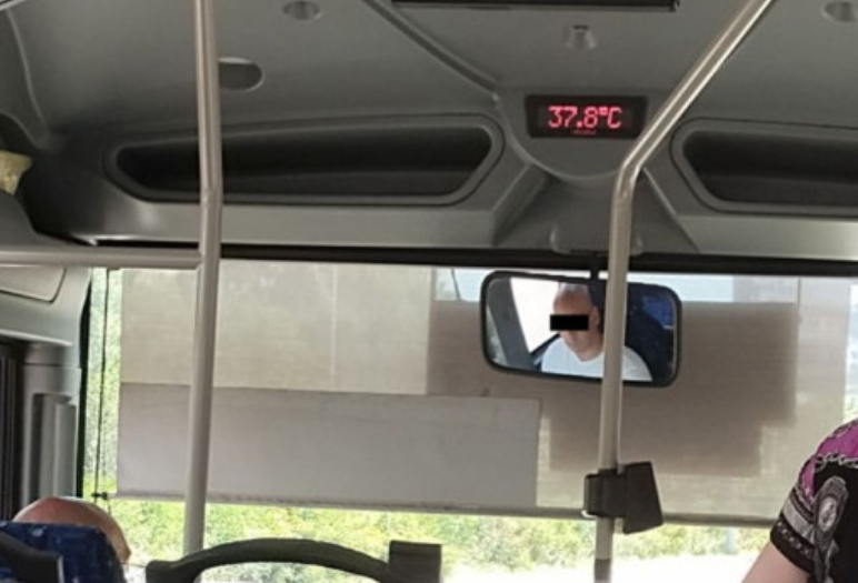 Левче за сауна: Ад в градския транспорт на Пловдив