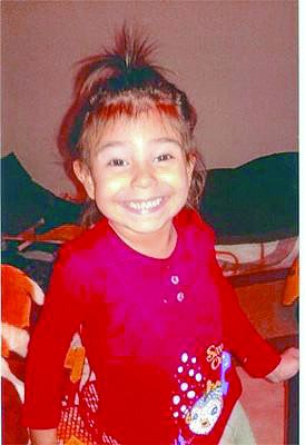 Роден наркоман смрази Гърция с убийството на дъщеричката си: Рязал трупчето ѝ като сирене
