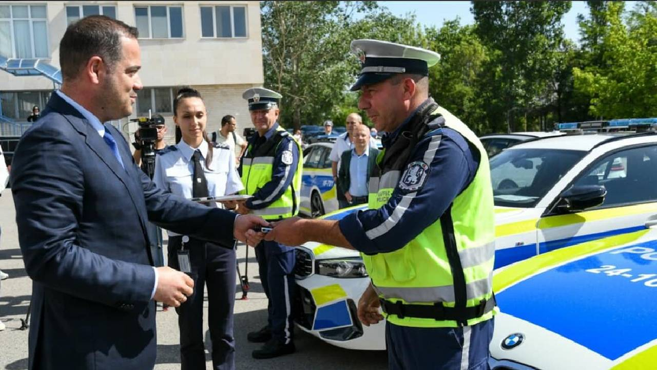 Полицията напомпа мускули - ето ги зверовете на МВР! СНИМКИ