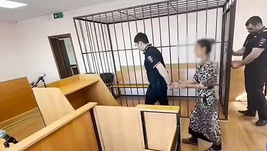 Възрастен мъж отказа тройка на гробище на загорели рускини и ето каква жестока смърт го застигна СНИМКИ