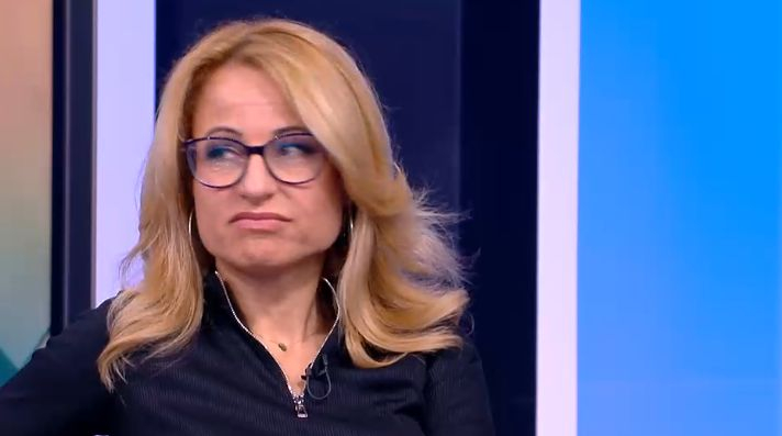 Цънцарова шокира зрителите на bTV в ранни зори, колегите й онемяха СНИМКИ