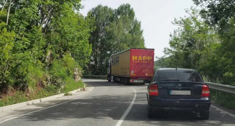 Ще има ли нова вълна от протести? Пускат камионите по Петрохан