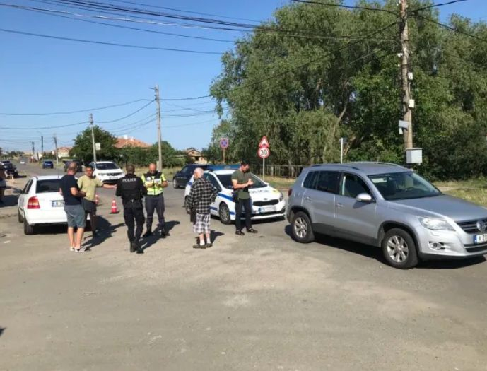 Неописуем ужас с майка и 5-г. й дете в Бургаско заради възрастен руснак СНИМКИ 