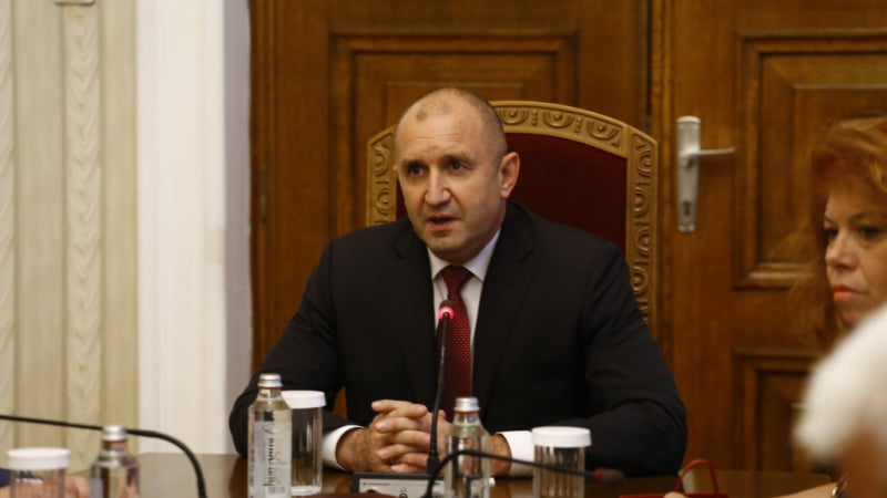 Радев потъна в скръб, загубата е огромна