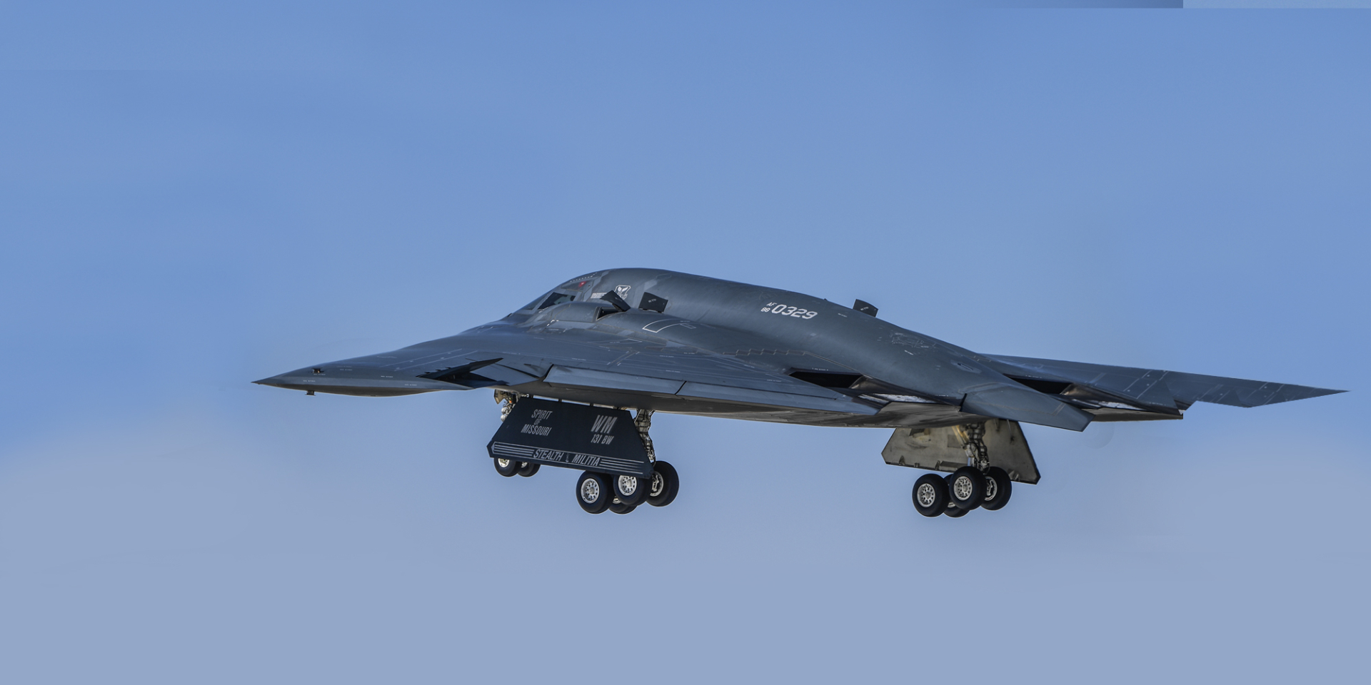 САЩ искат да направят нещо много сериозно с ядрените оръжия на B-52