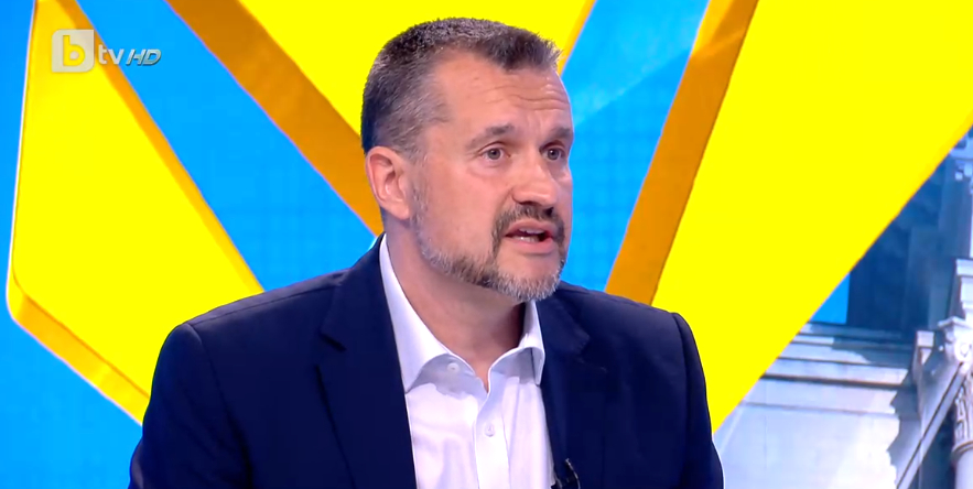 Мутренско събрание: Човек на Нинова: Вигенин пищи като жена! 