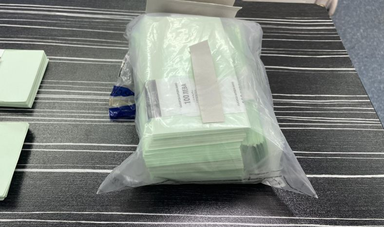 Лъсна цялата схема на банковата касиерка, думнала близо 150 бона, мистерия обви плячката