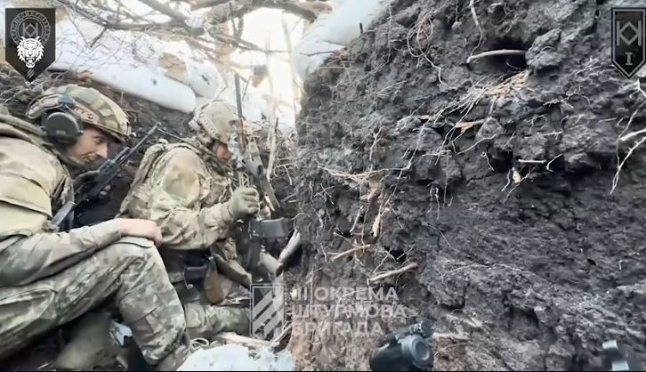 Бойци от 3-а щурмова бригада превзеха руски позиции край Харков СНИМКИ