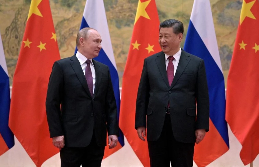 “Форин Афеърс”: Си Дзинпин е научил от баща си как да се отнася към руснаците