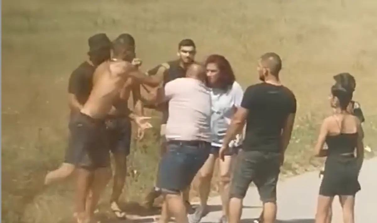 Тежък удар за двама от ромския екшън с шофьор в Ловешко  