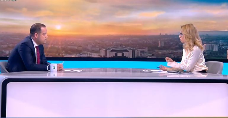 Шок в bTV: Водещата се хвана за главата, неочаквано шефът на МВР нахлу в студиото