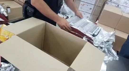 Митничари от Видин отвориха тези баници и ахнаха СНИМКИ
