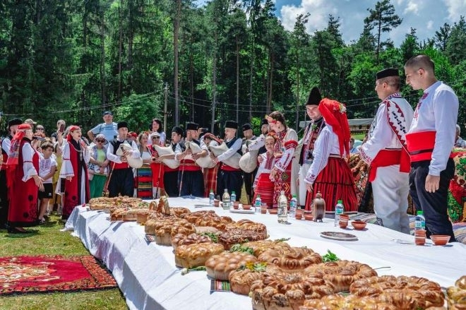 Северняшка сватба за чудо и приказ във Враца, такова нещо рядко се вижда СНИМКИ