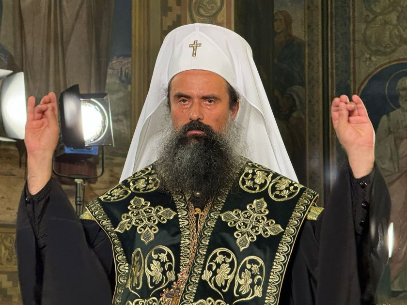 След духовния избор: Първа литургия ще отслужи новият български патриарх Даниил