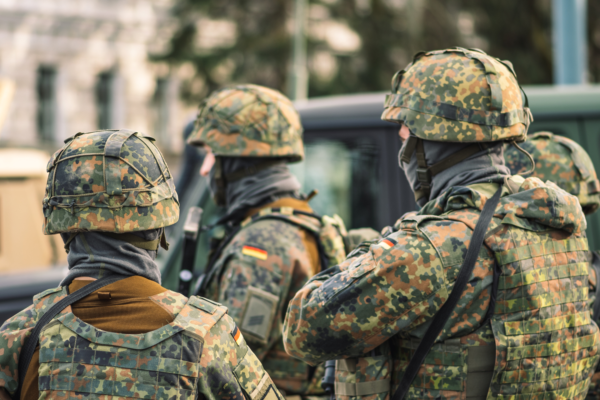 Шок! Ето колко лесно е да пробиеш охраната на строго пазена зона в Германия