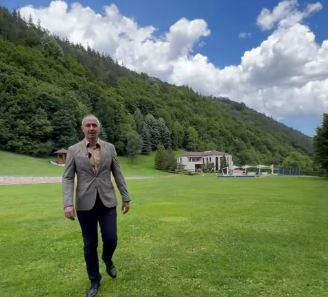 Коя е най-луксозната и скъпа вила в България, ВИДЕО показва всички екстри на имота за 1,5 млн. евро