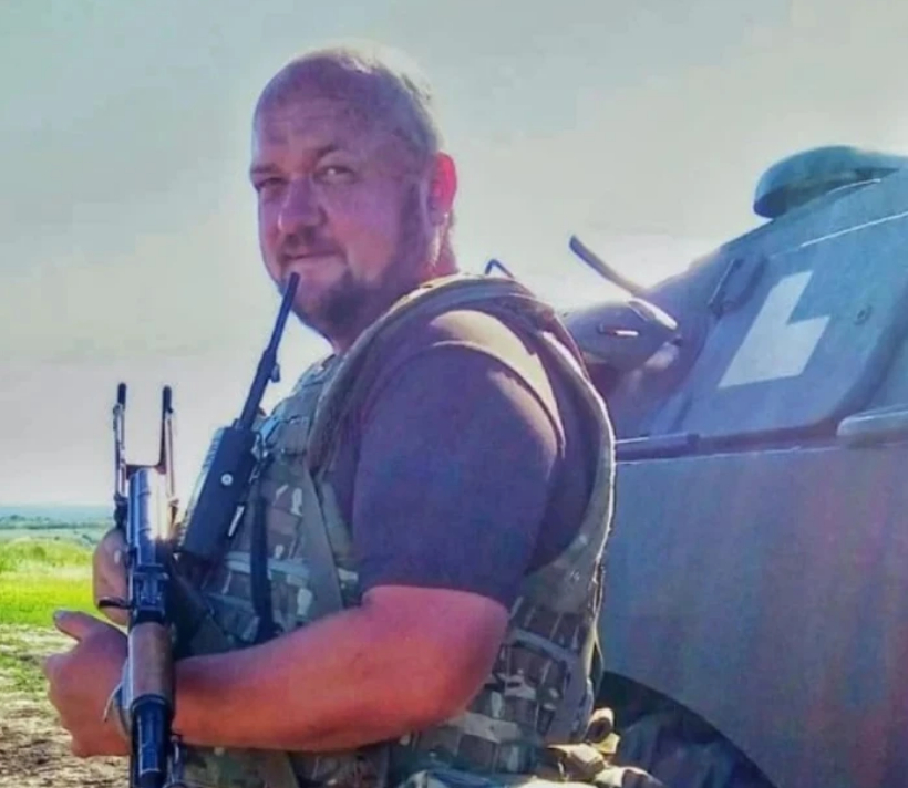 Бившият командир на "Айдар": Руснаците напредват с 2 км на ден, в Часов Яр се решава съдбата на…