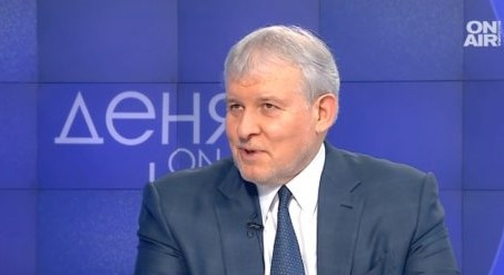 Румен Христов: Няма да има български войник в Украйна, НАТО не се меси в конфликта