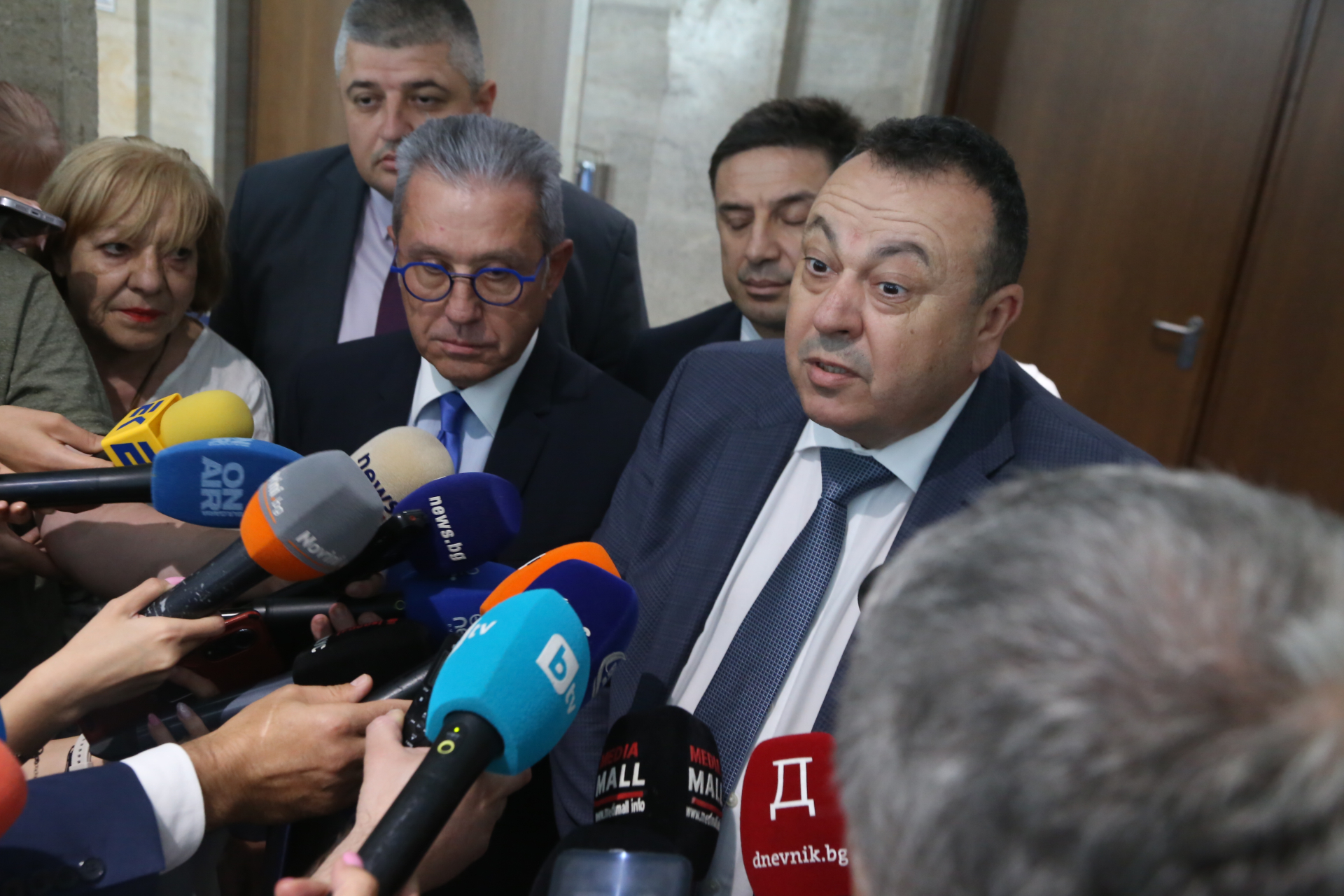 ДПС поиска освобождаването на подуправителя на НЗОК