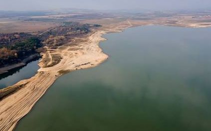 Трупове осеяха язовир "Пясъчник" край Пловдив