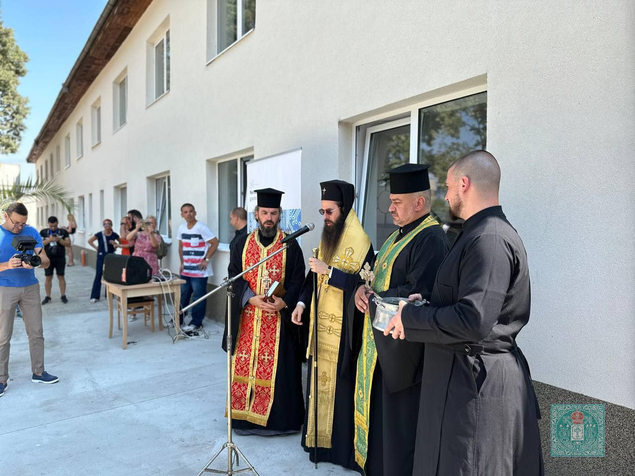 Новоизбраният сливенски митрополит влезе в затвора СНИМКИ