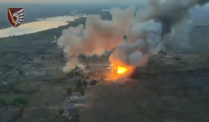 Горещо от фронта: ВСУ откри „Тор“ - HIMARS не закъсня СНИМКИ