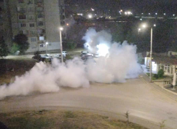 Отровна миризма и гъст дим задушиха перничани, местните са в потрес от причината ВИДЕО