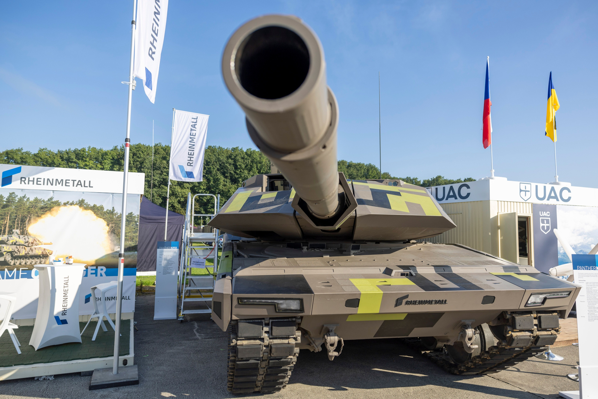 Германската "Райнметал" потвърди, че изгражда завод за боеприпаси в Украйна