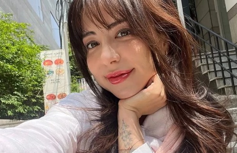 Порномоделка разкри причината за депортирането си от САЩ СНИМКИ 18+