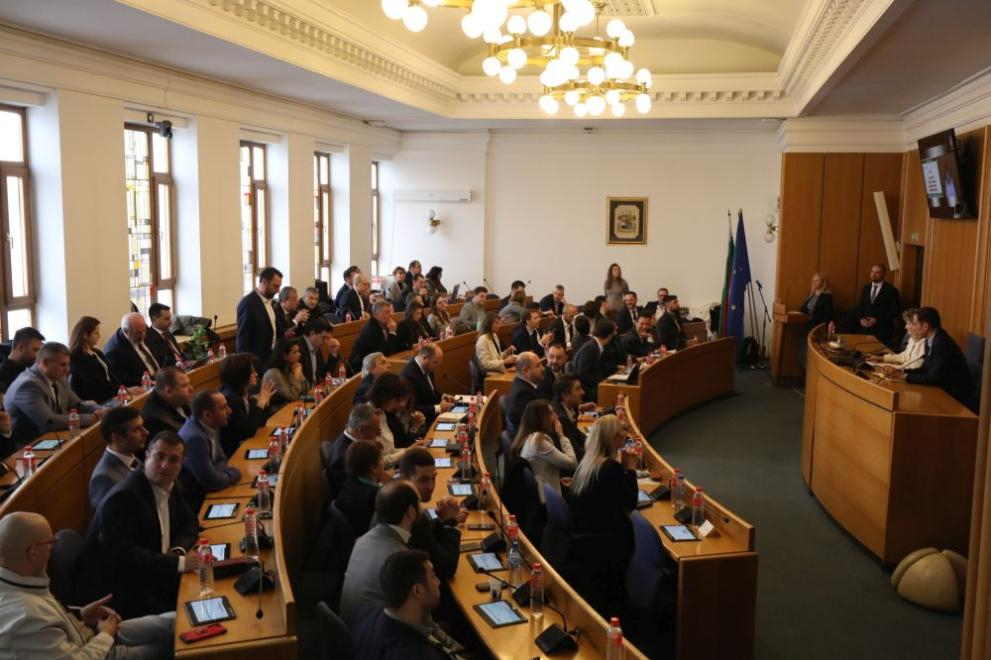 СОС ще заседава и днес спорния доклад