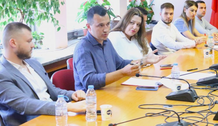 БСП създава широко ляво обединение - ето кои партии се включват! СНИМКИ