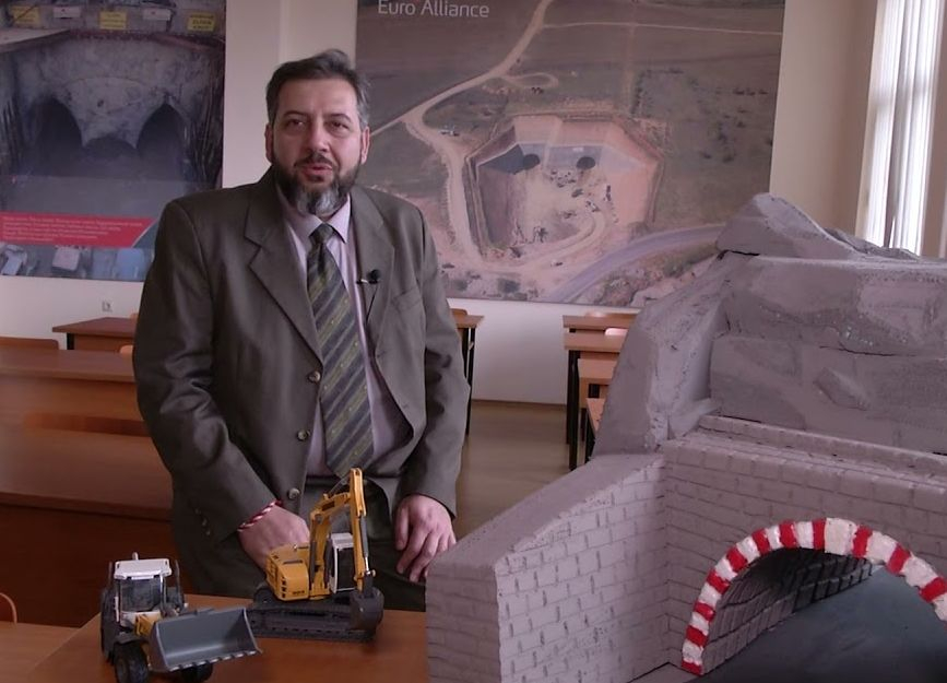 Именит българин е мъжът, загинал в склада за фойерверки ВИДЕО