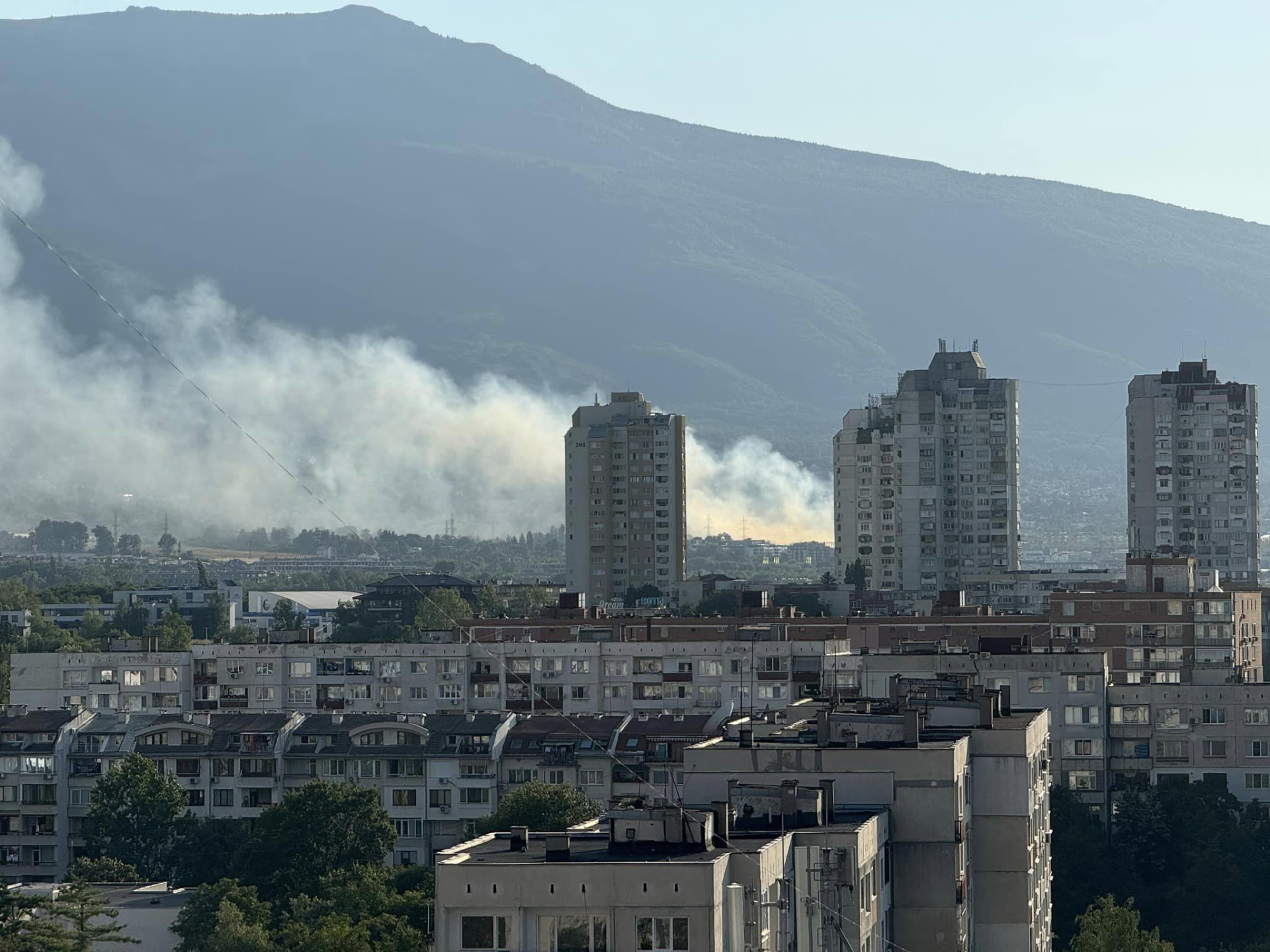 Извънредна ситуация в полите на Витоша, страшно е! СНИМКИ