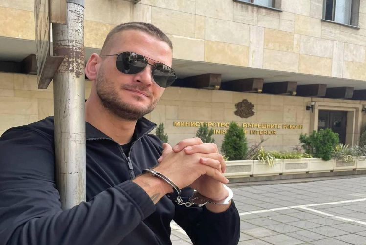 Закопчаха скандалния влогър Симон Милков ВИДЕО 