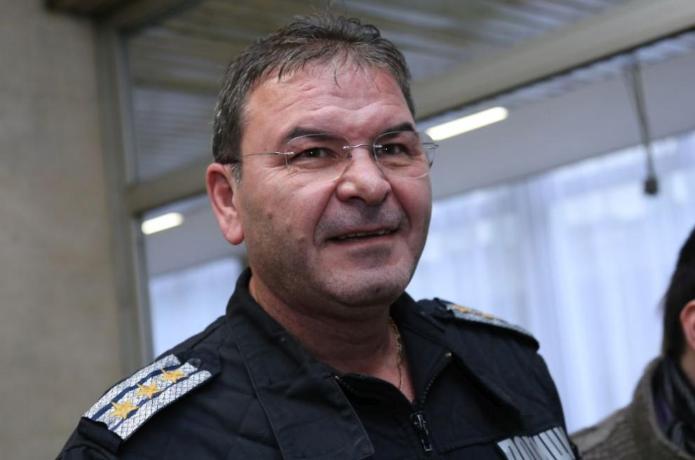 Заради драмите с техническите прегледи: Главчев взе главата на...